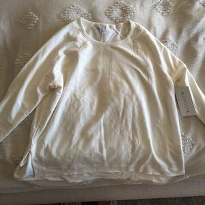Never worn Athleta Off-White Long Sleeve Pullover